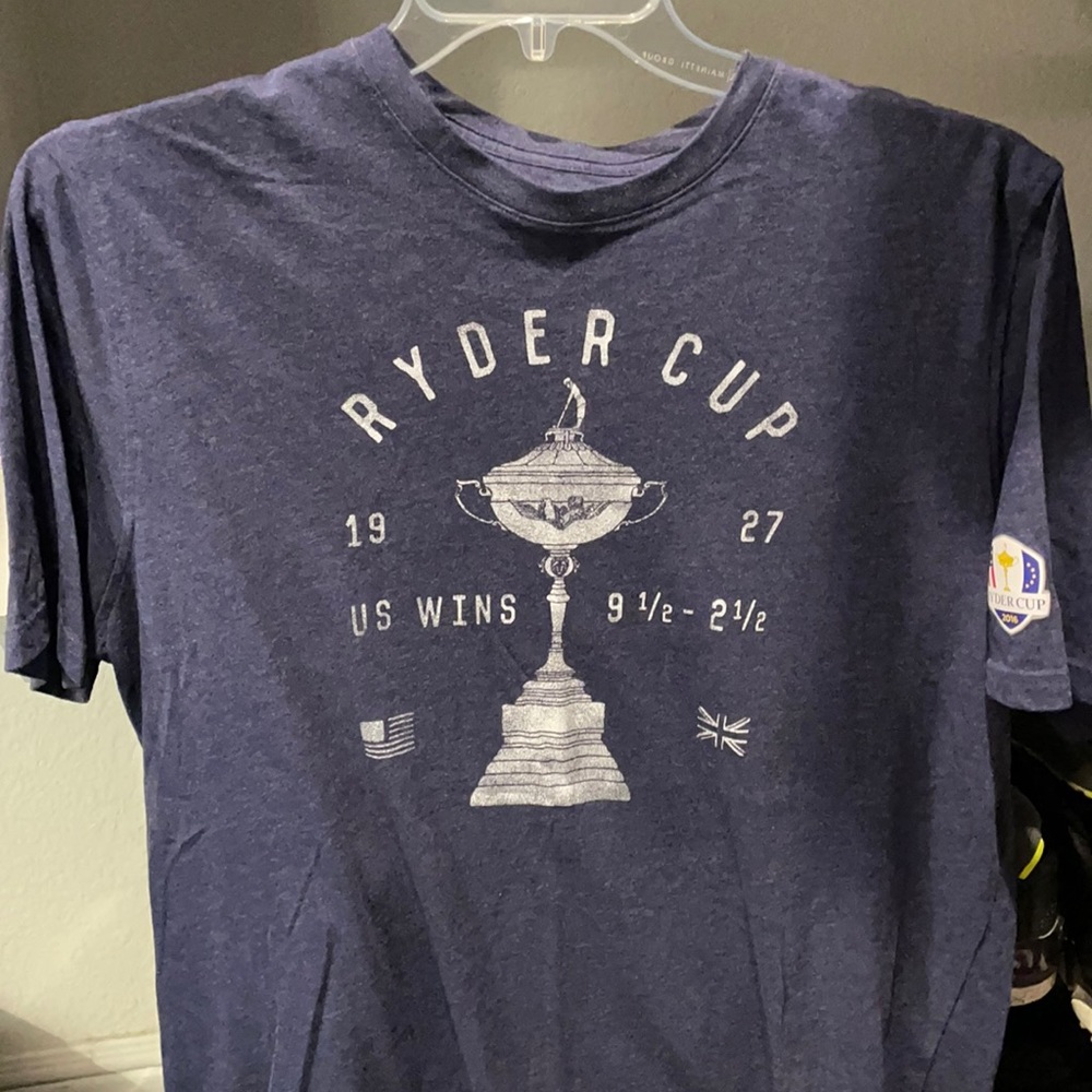 Xl under armour T-shirt